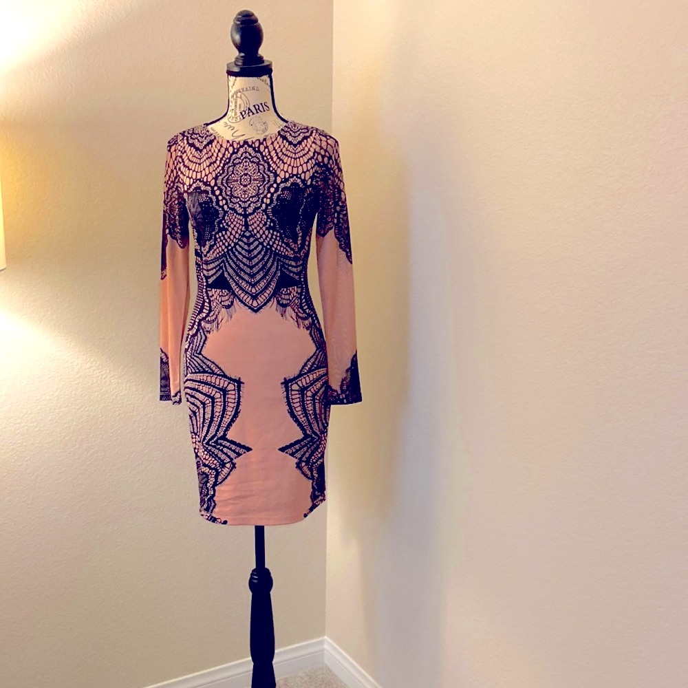 Size small pink and navy midi dress by London dress company.